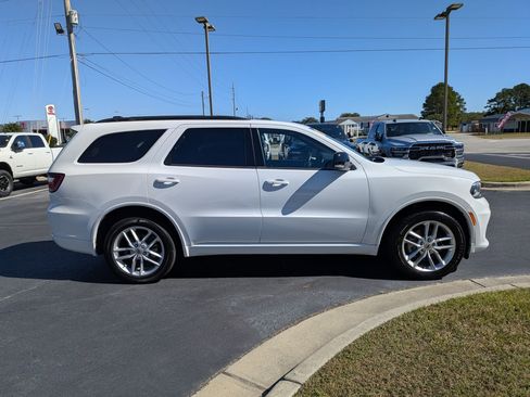 Used 2024 Dodge Durango GT image 4