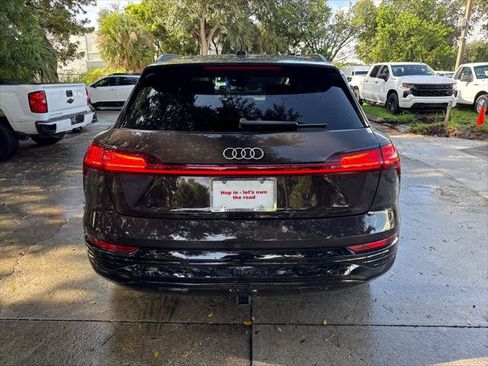 Used 2024 Audi Q8 e-tron Premium Plus w/ Premium Plus Package AWD/4WD image 8