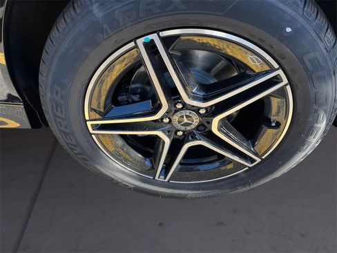 New 2026 Mercedes-Benz GLE 350 4MATIC image 9