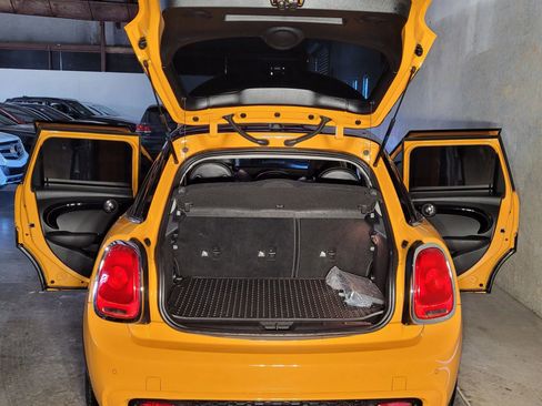 Used 2015 MINI Cooper S image 11