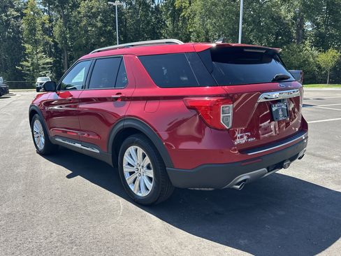 Used 2023 Ford Explorer Limited w/ Limited Technology Package RWD image 6