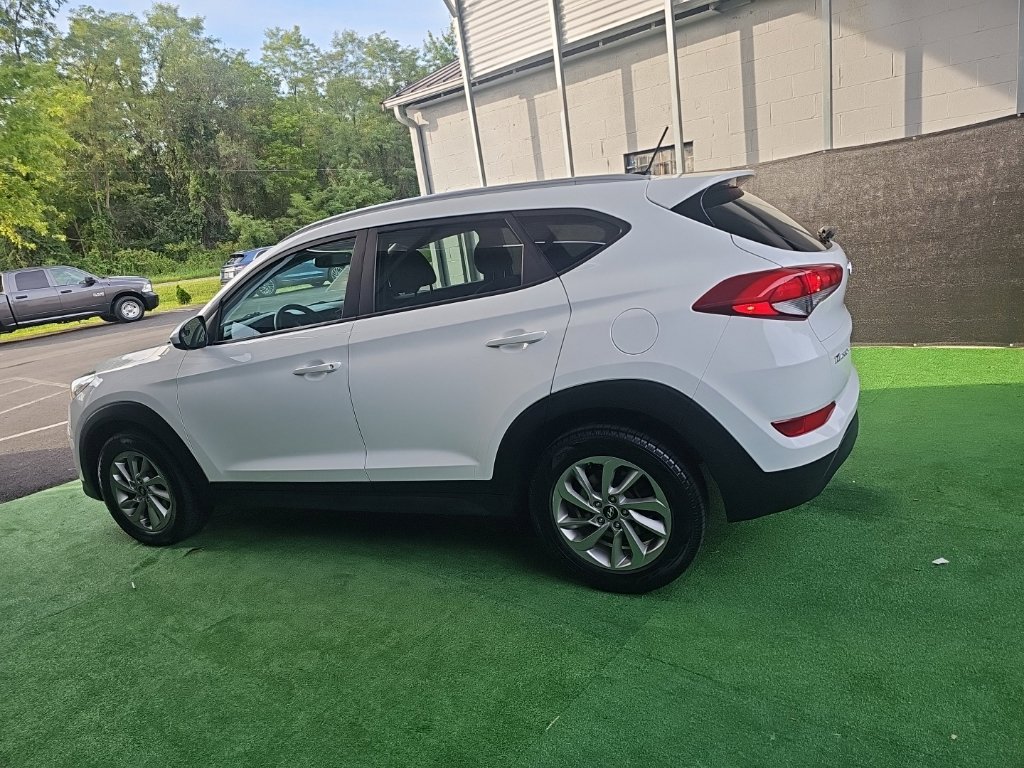 Used 2016 Hyundai Tucson SE w/ Option Group 02 AWD/4WD image 7