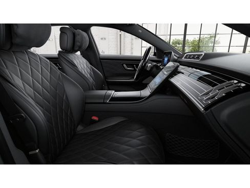 Used 2021 Mercedes-Benz S 580 4MATIC Sedan image 4