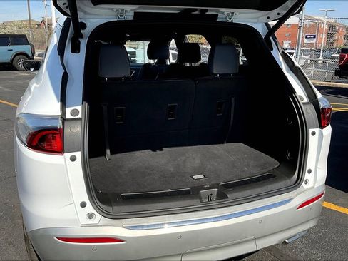 Used 2023 Buick Enclave Premium image 27