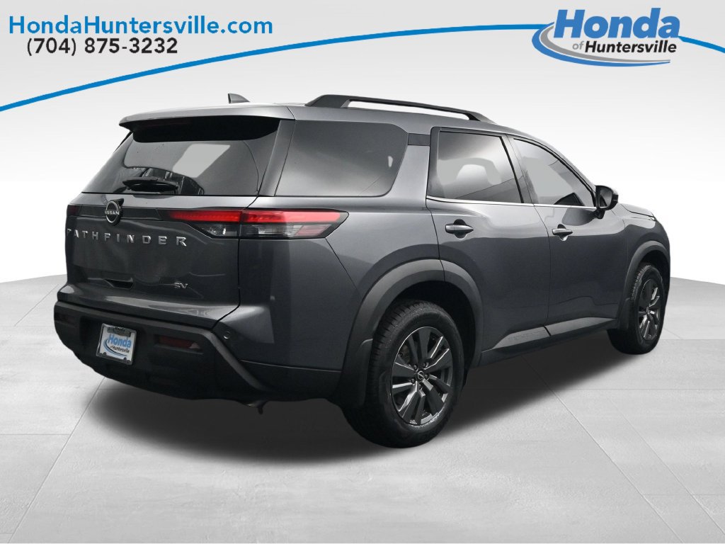 Used 2024 Nissan Pathfinder SV FWD image 8