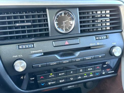 Used 2022 Lexus RX 350L Premium image 11