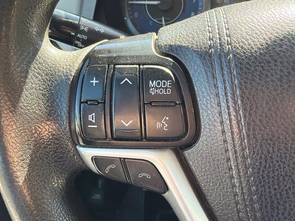 Used 2019 Toyota Sienna LE FWD image 25