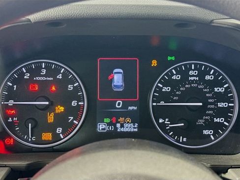 Used 2025 Subaru Crosstrek 2.0i Premium AWD/4WD image 16