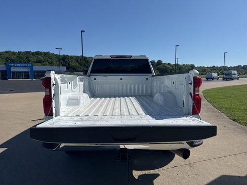 Used 2025 Chevrolet Silverado 2500 LT w/ Safety Package AWD/4WD image 13
