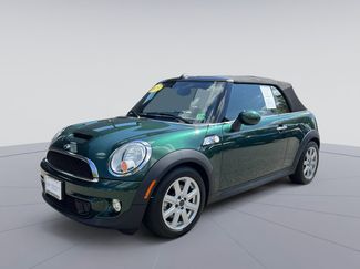 Used 2015 MINI Cooper S image 1