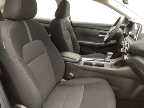 Used 2024 Nissan Sentra SV FWD image 21