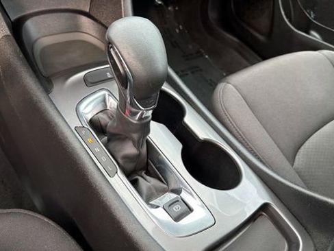 Used 2024 Chevrolet Malibu LS FWD image 29