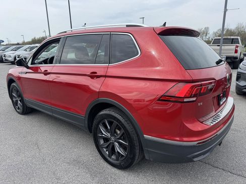 Used 2024 Volkswagen Tiguan SE AWD/4WD image 5