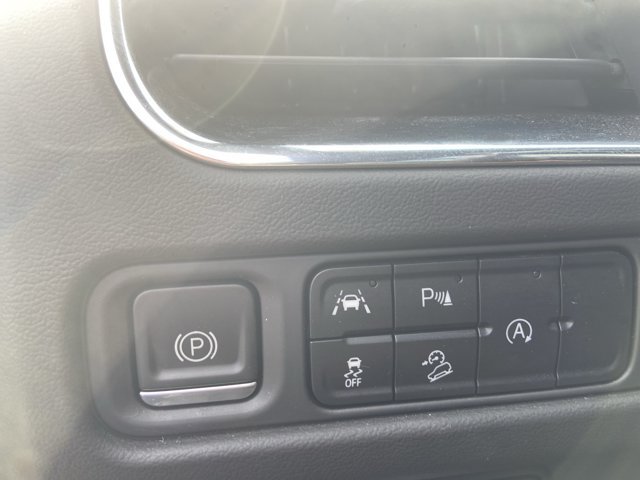 Used 2023 GMC Yukon AT4 AWD/4WD image 47