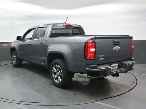 Used 2018 Chevrolet Colorado Z71 AWD/4WD image 11