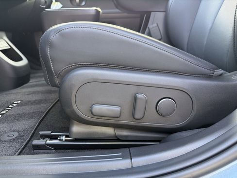 Certified 2025 Hyundai Ioniq 5 SEL image 28