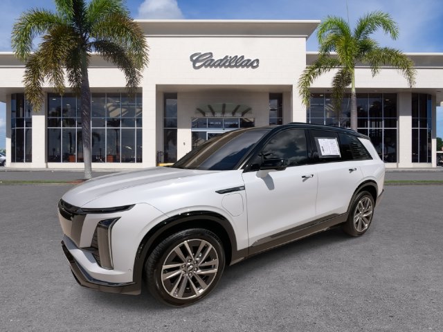 Certified 2026 Cadillac Vistiq Sport AWD/4WD image 6