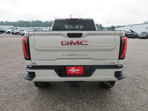 New 2026 GMC Sierra 2500 AT4 w/ AT4 Premium Plus Package AWD/4WD image 6