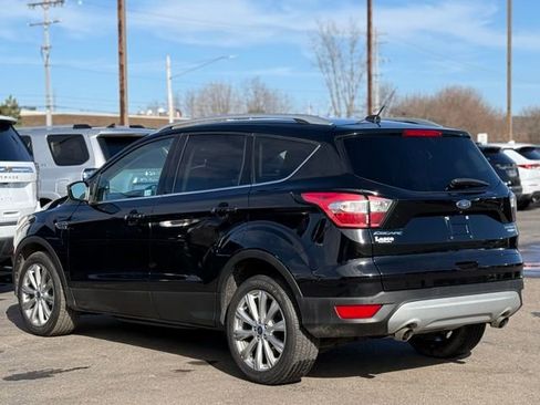 Used 2017 Ford Escape Titanium image 39