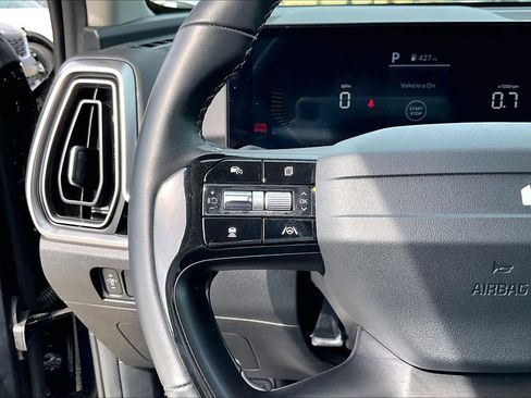 Certified 2026 Kia Sorento LX FWD image 22