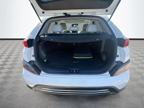 Used 2023 Hyundai Kona Limited FWD image 26