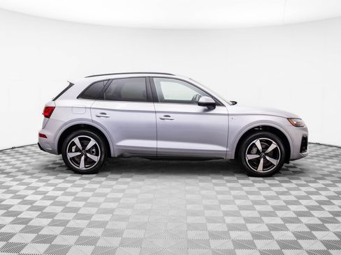 Used 2023 Audi Q5 2.0T Premium Plus w/ Premium Plus Package image 6