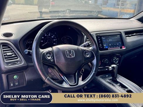 Used 2019 Honda HR-V Sport image 9