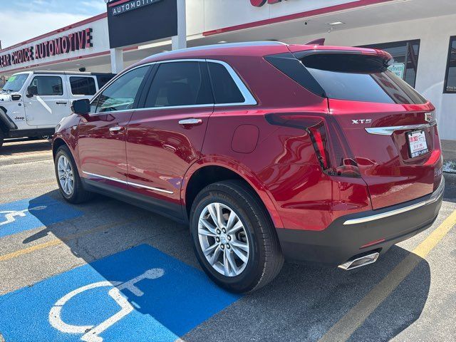 Used 2023 Cadillac XT5 Luxury w/ LPO, Floor Liner Package FWD image 3