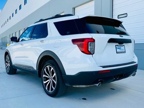 Used 2024 Ford Explorer ST-Line w/ Class IV Trailer Tow Package AWD/4WD image 8