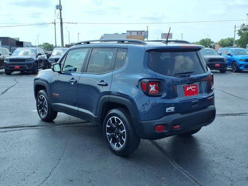 Used 2023 Jeep Renegade Trailhawk AWD/4WD image 6