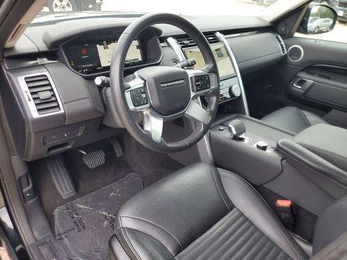Used 2024 Land Rover Discovery S AWD/4WD image 16
