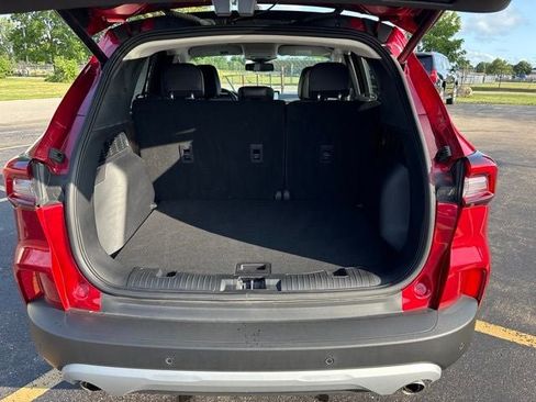 Used 2025 Ford Escape Platinum AWD/4WD image 14