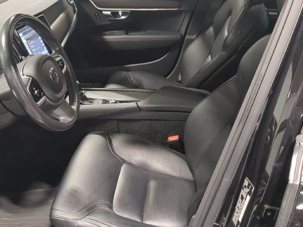 Used 2018 Volvo V90 T6 Cross Country w/ Convenience Package AWD/4WD image 19