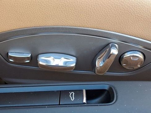 Used 2013 Porsche 911 Carrera 4S image 29