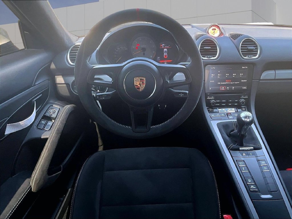 Certified 2020 Porsche 718 Cayman GT4 RWD image 13