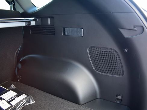 New 2026 Hyundai Tucson Limited image 30