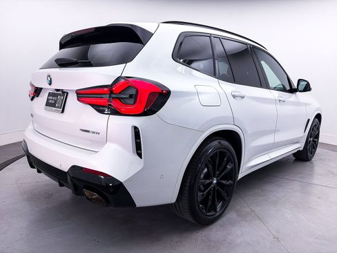 Used 2024 BMW X3 sDrive30i w/ M Sport Package RWD image 17