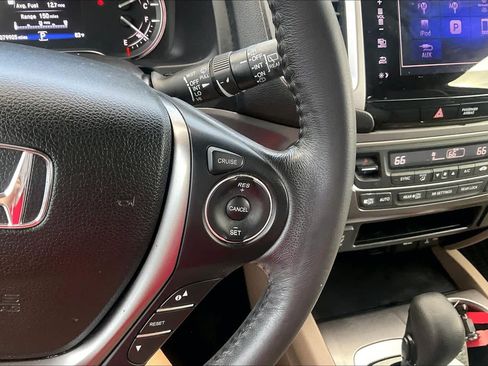Used 2018 Honda Pilot EX-L image 25
