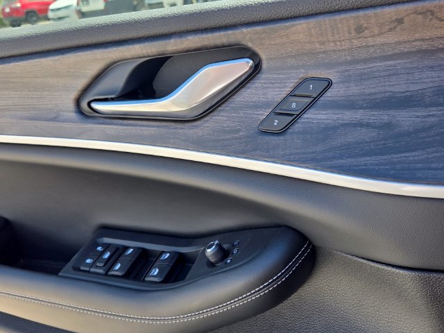 New 2027 Jeep Grand Cherokee Limited AWD/4WD image 30
