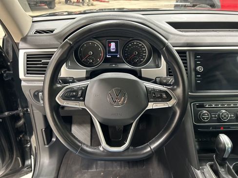 Used 2021 Volkswagen Atlas SE w/ Panoramic Sunroof Package image 13