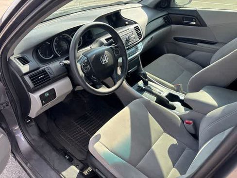 Used 2013 Honda Accord EX image 9