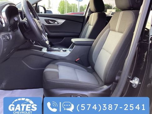 Used 2025 Chevrolet Blazer LT AWD/4WD image 14