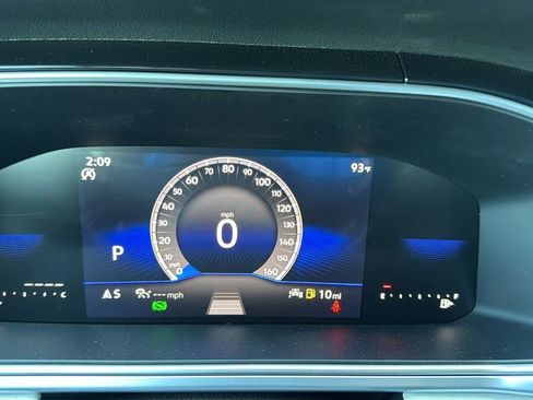 New 2026 Volkswagen Taos SE FWD image 29