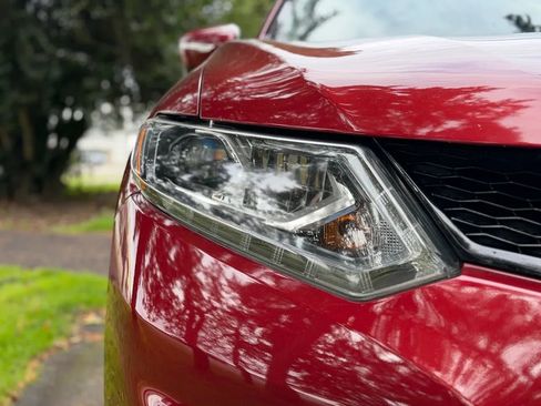 Used 2015 Nissan Rogue SL w/ SL Premium Package image 56