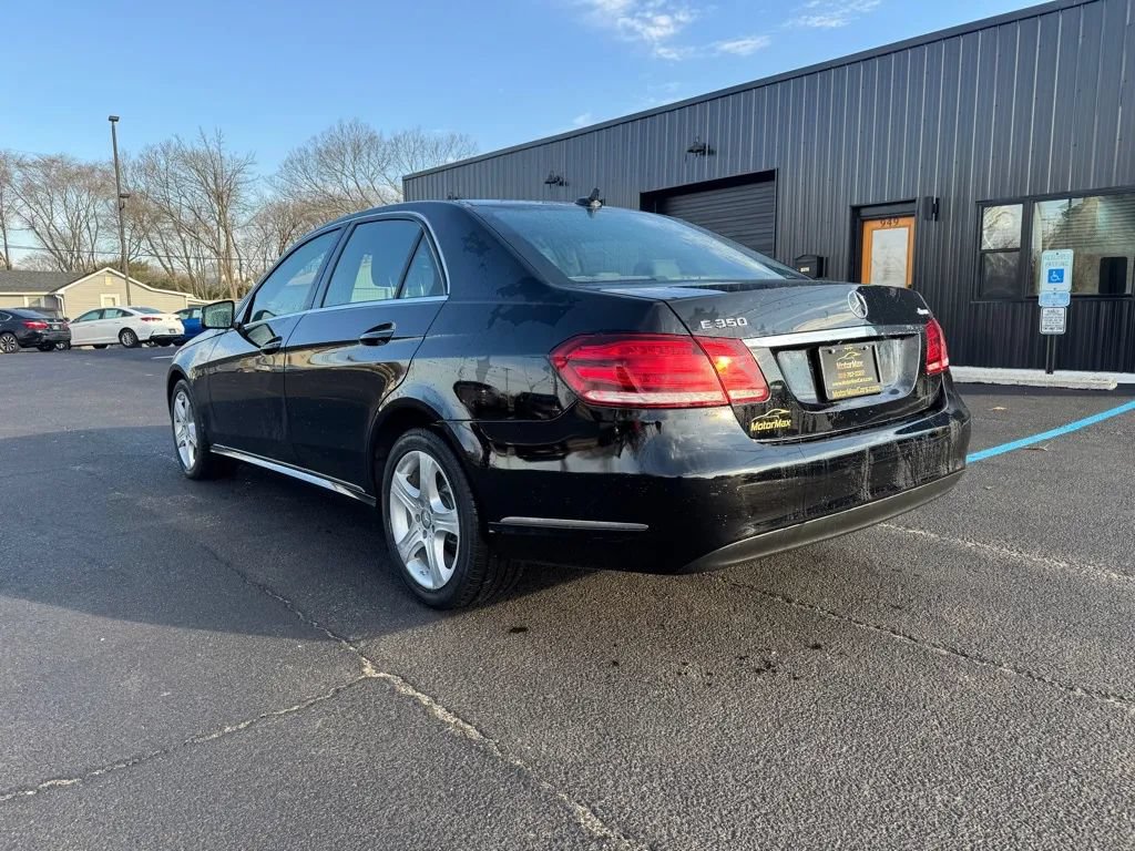 Used 2014 Mercedes-Benz E 350 4MATIC Sedan image 2