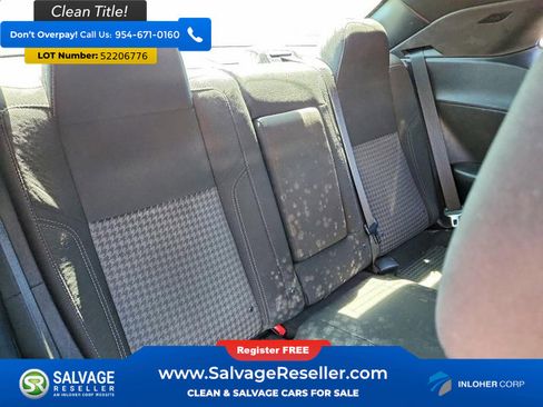 Used 2016 Dodge Challenger SXT RWD image 13