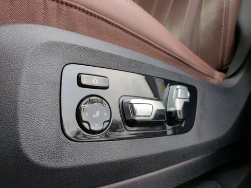 Used 2020 BMW X5 sDrive40i w/ M Sport Package RWD image 27
