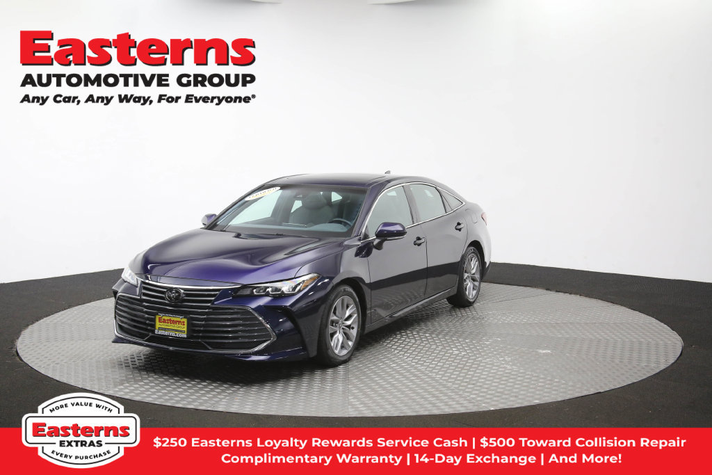 Used 2022 Toyota Avalon XLE w/ Moonroof Package FWD image 57