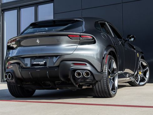 Used 2024 Ferrari Purosangue image 8