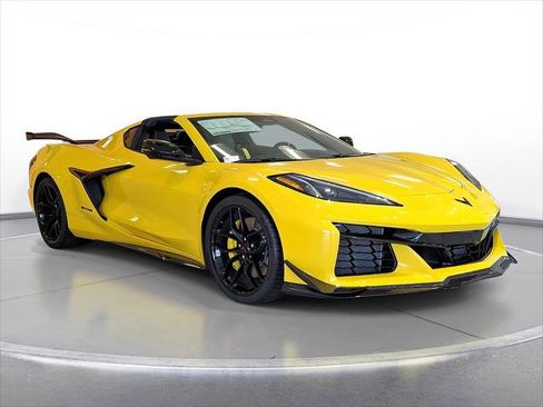 Used 2026 Chevrolet Corvette Z06 image 1